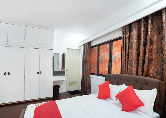 Hotel Oyo 138 White Palace Manille