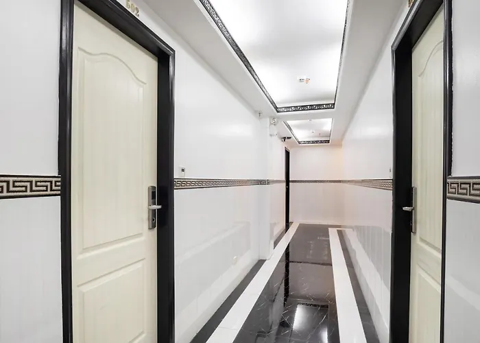 Oyo 138 White Palace 2* Manille