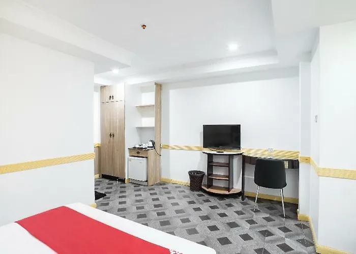 Oyo 138 White Palace